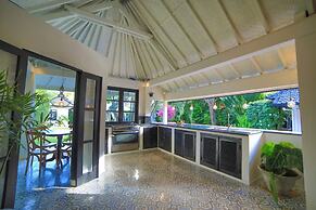 The Aryana Estate