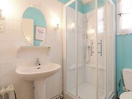 Child-friendly Villa With Pool