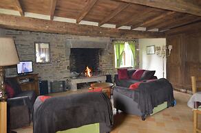 Peaceful Countryside Home