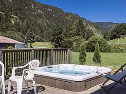 Attractive Chalet With Jacuzzi