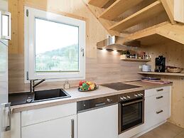 Attractive Chalet With Jacuzzi