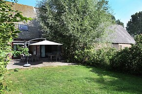 Farmhouse Appartment in Eede