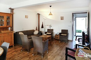 Farmhouse Appartment in Eede