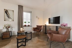 Friesland Villa w/ Sauna