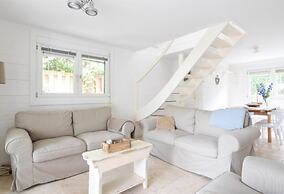 Cozy House With Sauna