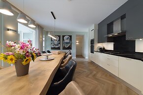 Modern Chalet With Sauna in Colijnsplaat