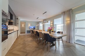Modern Chalet With Sauna in Colijnsplaat