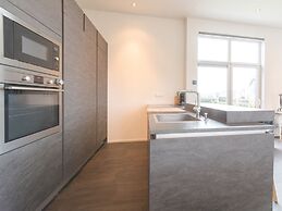 Modern Chalet Near Beach