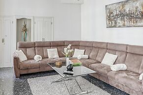 Apartment in Nice Near Beaches