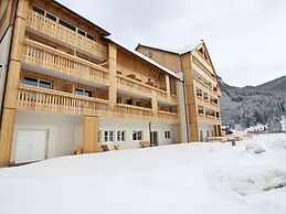 Peaceful Apartment in Gosau With Shared Sauna