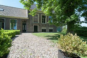 Idyllic Rural Home With Bikes