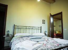 Delightful Villa in Paciano