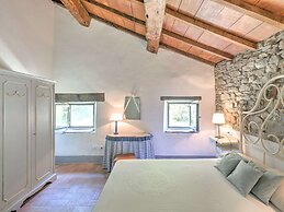 Tranquil Retreat in Serignana