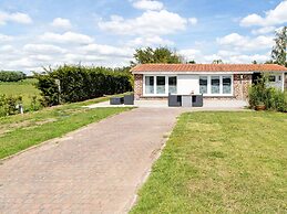 Inviting Chalet in Westouter With Garden
