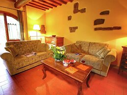 Tranquil Farmhouse in Bucine