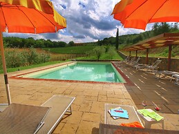 Tranquil Farmhouse in Bucine