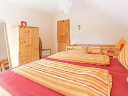 Comfortable Holiday Home Manderscheid With Garden