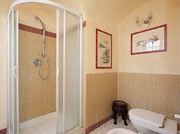 A Romantic Rocca Retreat