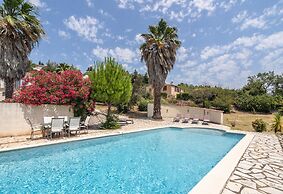 Modern Villa With Heated Pool