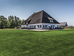 Peaceful Farmhouse in De Cocksdorp near Sea