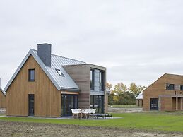 Modern Villa nr Lake Veere