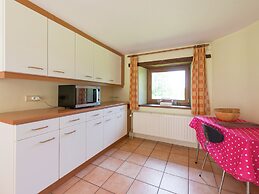 Rustic Cottage in Jevigne