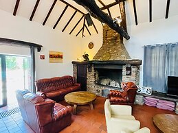 Farmhouse in Sint Joost With Pool & BBQ
