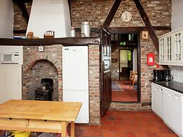 Farmhouse in Sint Joost With Pool & BBQ