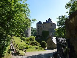 Spacious Durbuy Group Stay
