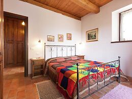 Cottage in Marche Near Ski Slopes