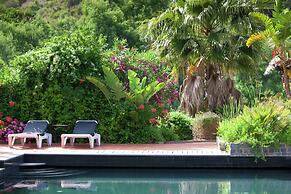 Villa With Garden Oasis in Monchique