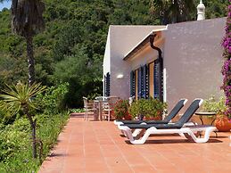 Villa With Garden Oasis in Monchique