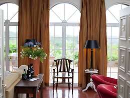 Villa With Garden Oasis in Monchique