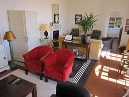 Villa With Garden Oasis in Monchique