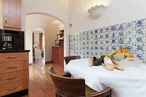 Villa With Garden Oasis in Monchique