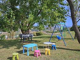Cottage in Montelabbate With Pool & Forest