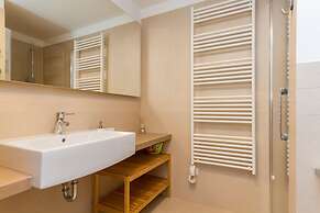 Apartments Lux by Locap Group