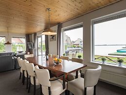 Rustic-chic Villa With Thatched Roof