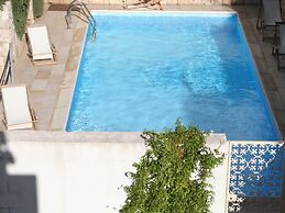 Apartment in Salento With Sea View & Pool