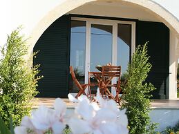 Apartment in Salento With Sea View & Pool