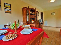 Apartment in Marche With Pool and Privacy