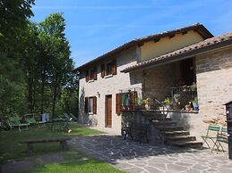 Cottage in Marche With Pool and Forest Views