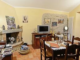 Cottage in Marche With Pool and Forest Views