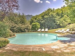 Tuscan Charm With Pool & Views