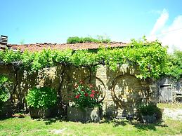Rustic Tuscan Cottage
