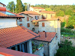 Rustic Tuscan Cottage