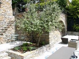 Rustic Tuscan Cottage