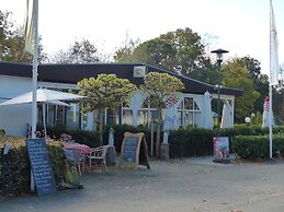 Chalet in Parc de Kievit With Large Garden