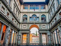 Apartment in Florence Near Duomo