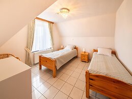 Villa Les Charmes - Premium Villa for 20 Guests